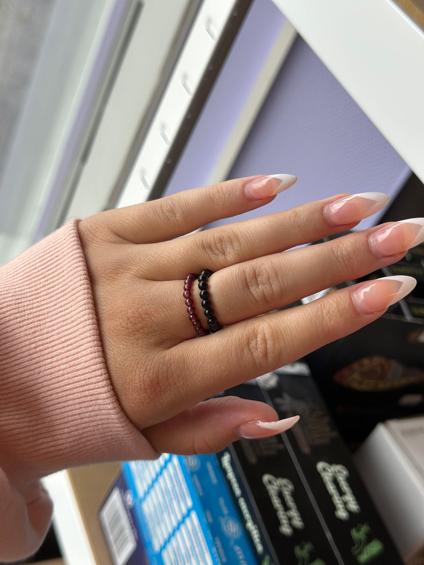 Ring krystall perle - svart turmalin