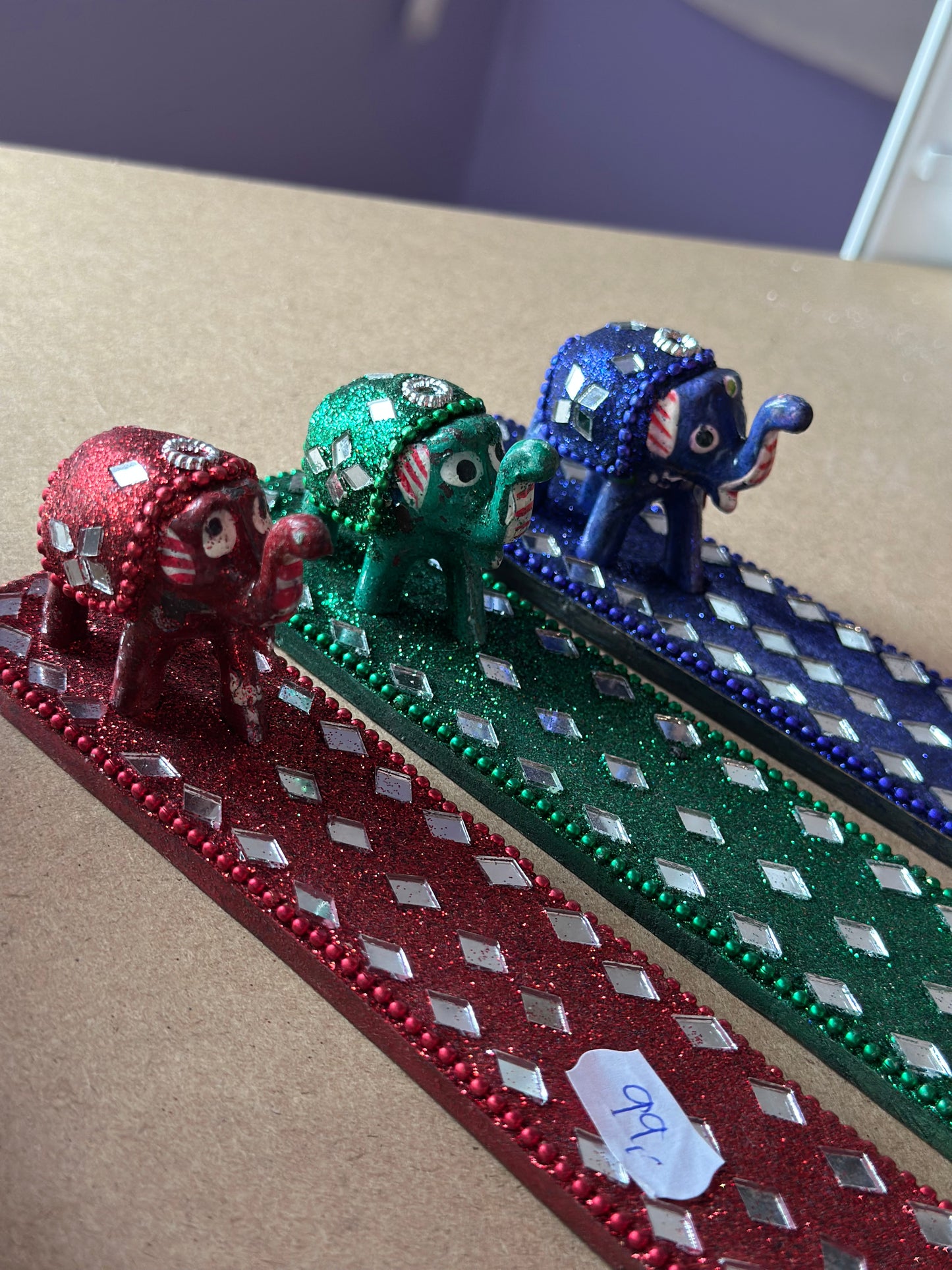 Røkelsebrett glitter med elefant figur
