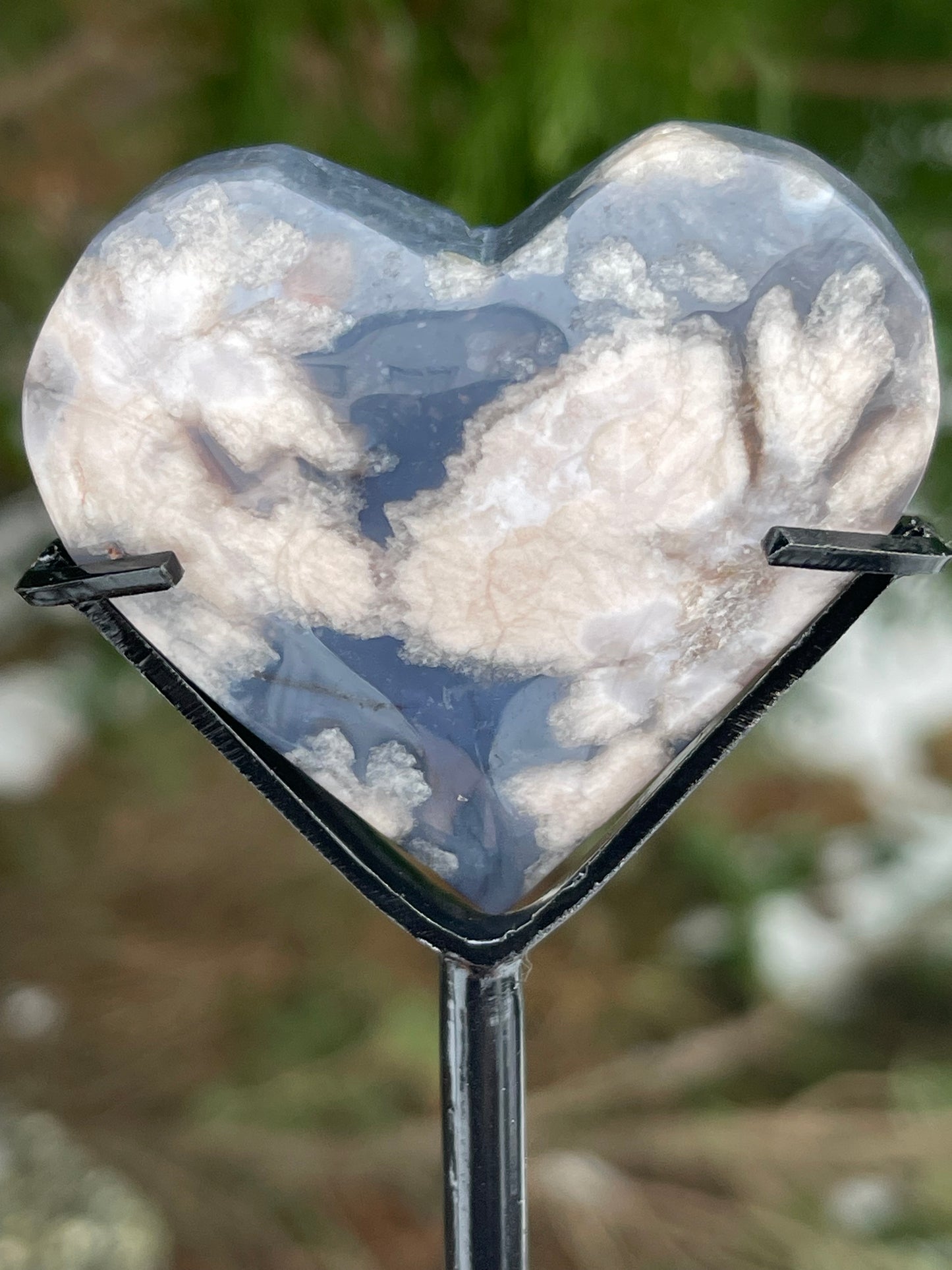Blå blomsteragat hjerte med tilpasset holder