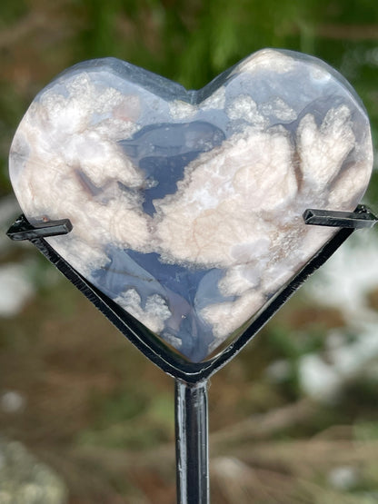 Blå blomsteragat hjerte med tilpasset holder