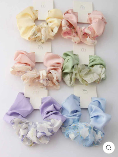 Hårstrikk scrunchie stor - gul