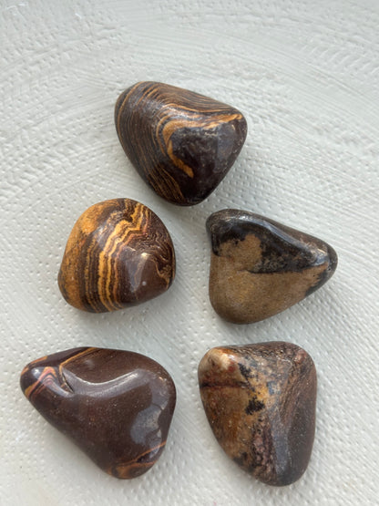 Nguni jaspis tromlet stein XL