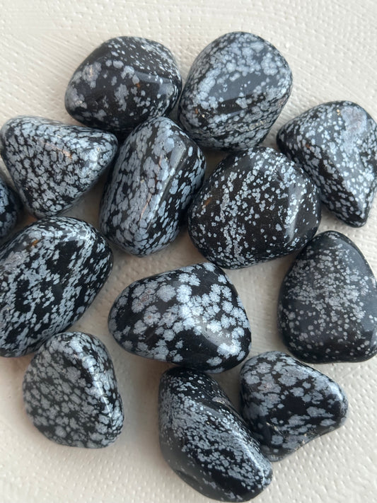 Snøflak / snøfnugg obsidian tromlet stein XL